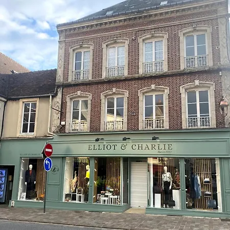 L'eclat Du Colza Mortagne-au-Perche