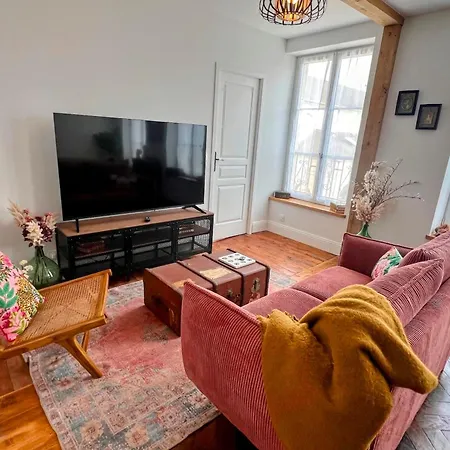 L'eclat Du Colza Mortagne-au-Perche